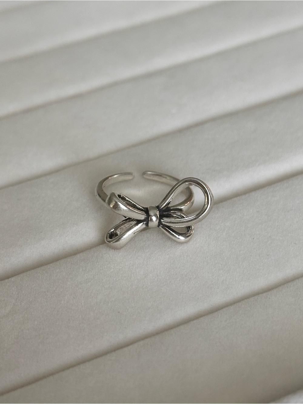New! 925 Sterling Silver Vintage Bow Ring - Picture 5 of 5